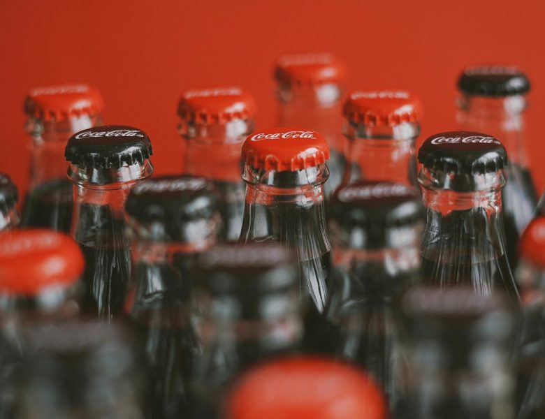 Why You Should Skip Carbonated Drinks on Your Next Flight